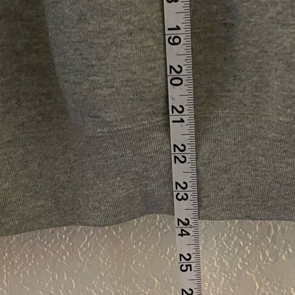 Vintage Basic Fruit Of The Loom Gray Sweater Size L-XL - Picture 4 of 6